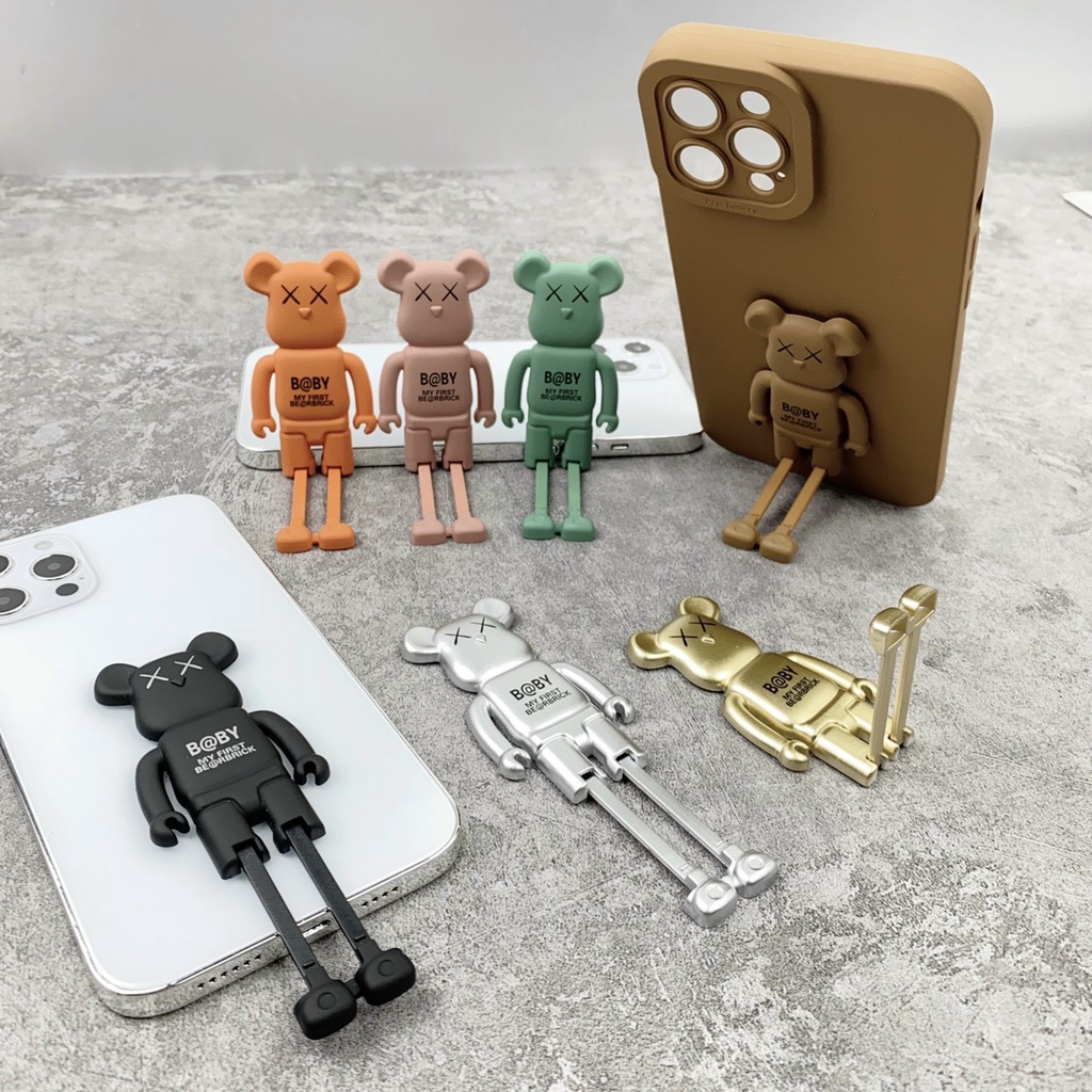 Miếng dán hình gấu bearbrick dán sau ốp lưng điện thoại kèm đế đỡ điện thoại