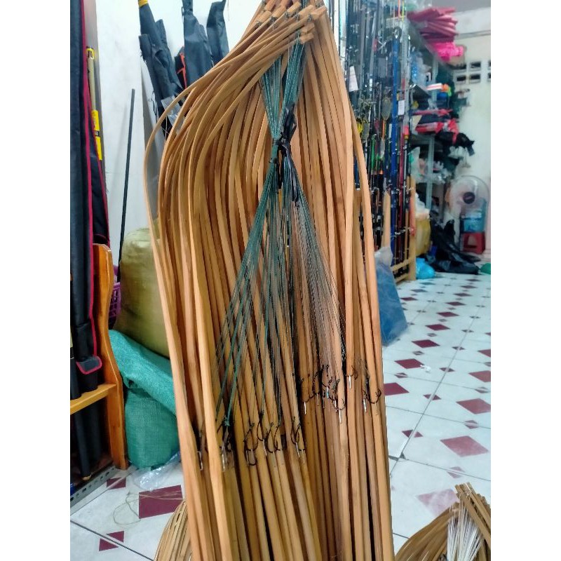 Cần Câu Cắm Cá Lóc vót thủ công bằng tre gai