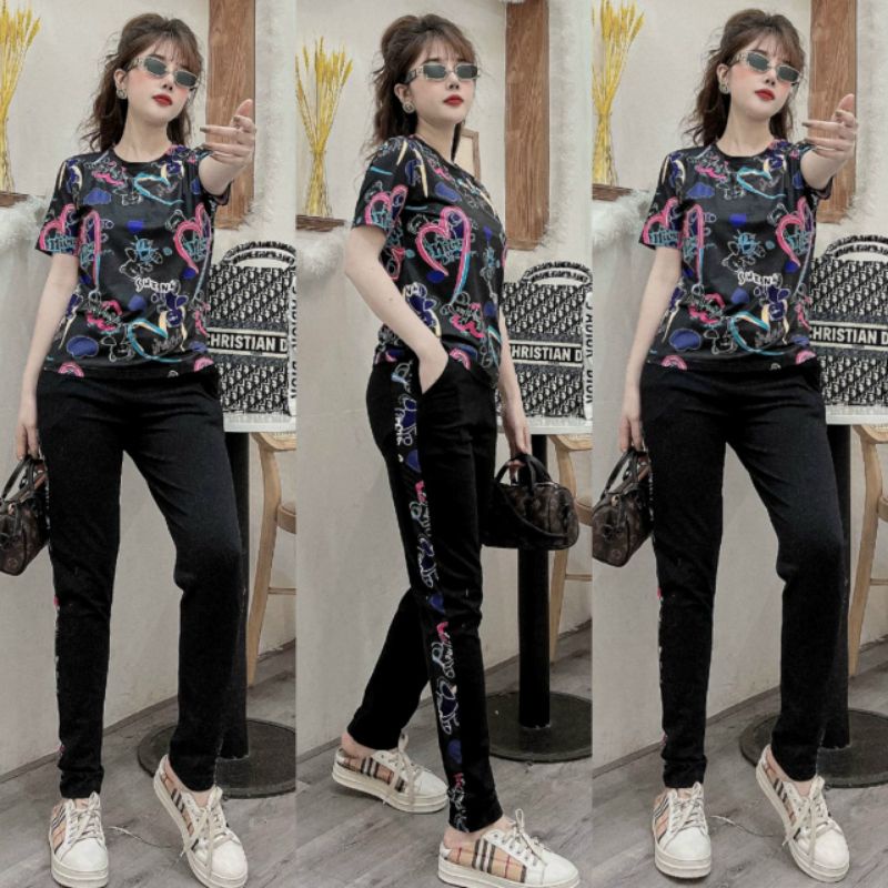 Bộ đồ nữ phối họa tiết hình trái tim siêu xinh đẹp
