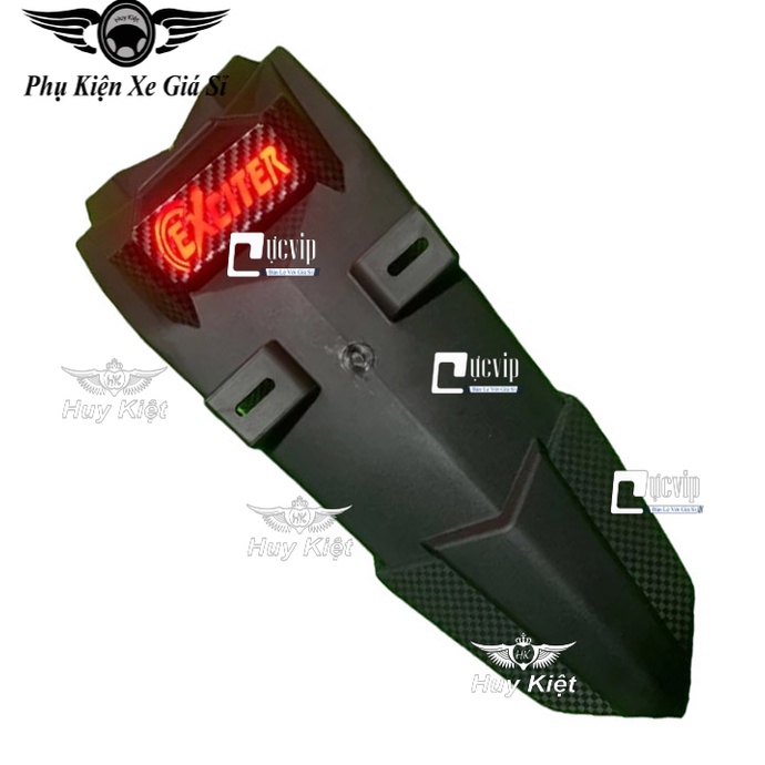 Dè Chắn Bùn Sau Có Đèn Gắn Xe Exciter 150  Kiểu Dáng FZ 6118