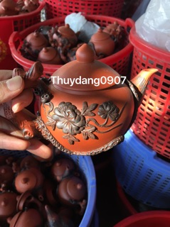 Bộ gốm đất đỏ.