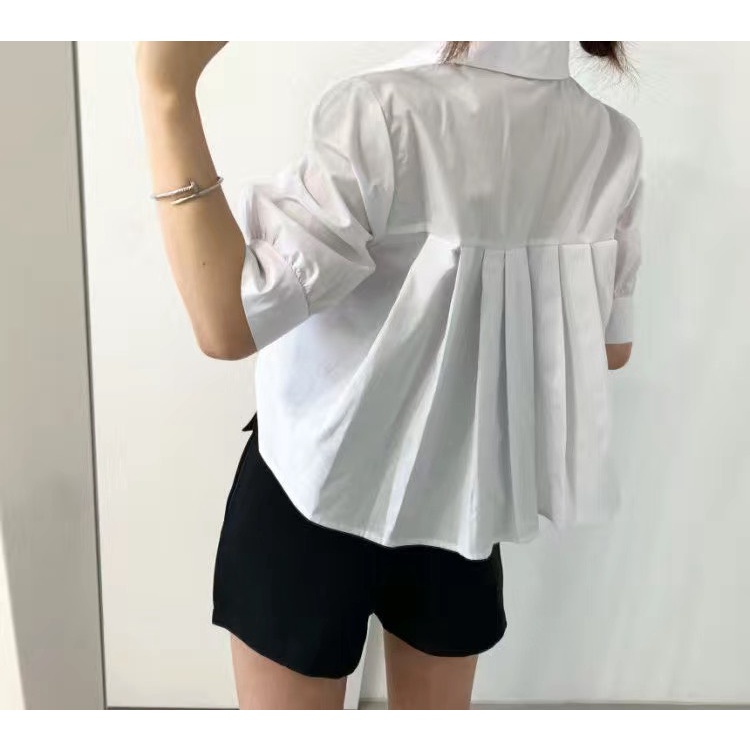 Áo sơ mi nữ cộc tay xếp ly sau lưng
