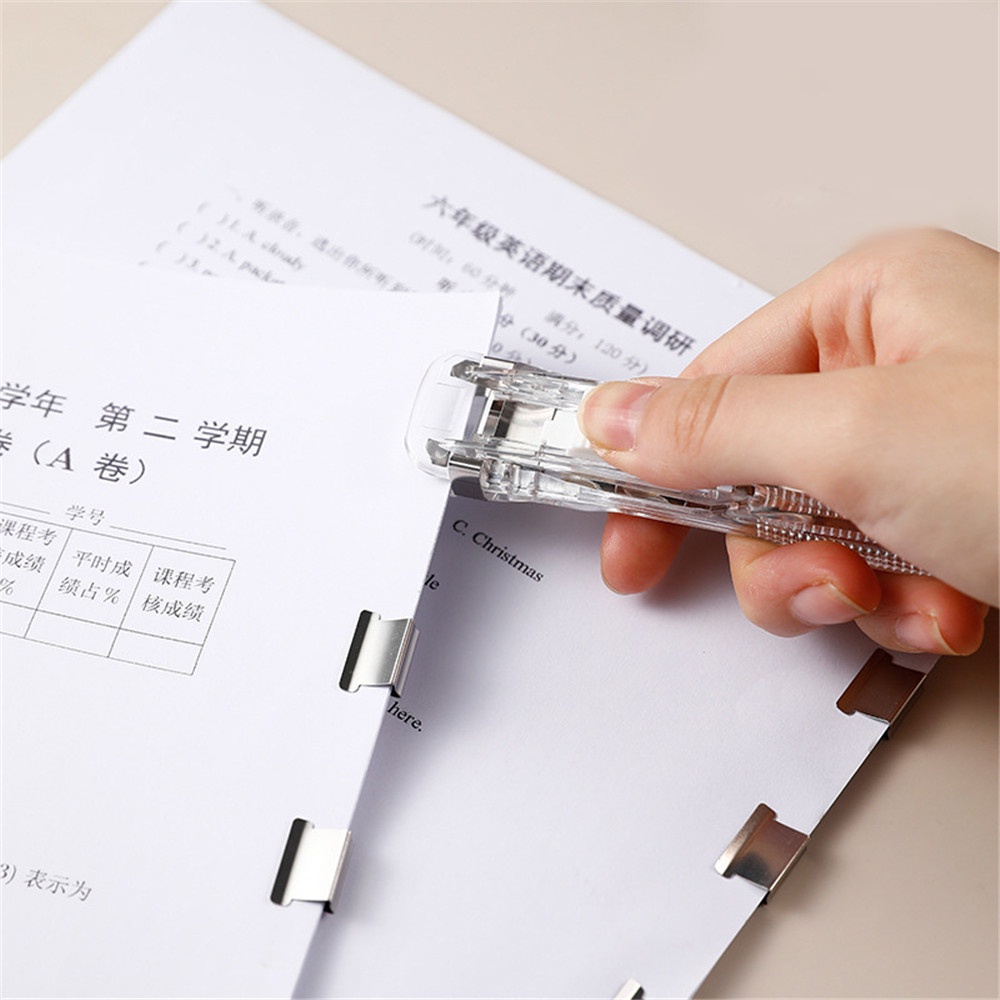 Dụng Cụ Bấm Ghim Giấy Cầm Tay Kèm 50 Kẹp Kim Loại Tiện Dụng