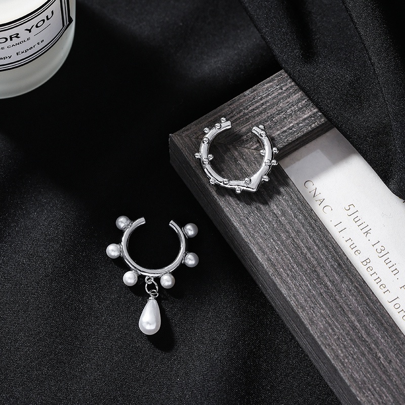 Bộ Hai Khuyên Kẹp Tai Hình Giọt Nước Đính Ngọc Trai Phong Cách Hàn Quốc Chất Lượng Cao Cá Tính Không Cần Xỏ Lỗ Cho Nữ