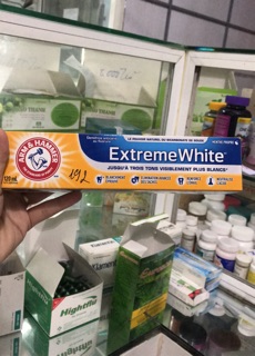 Kem đánh răng Arm + Hammer