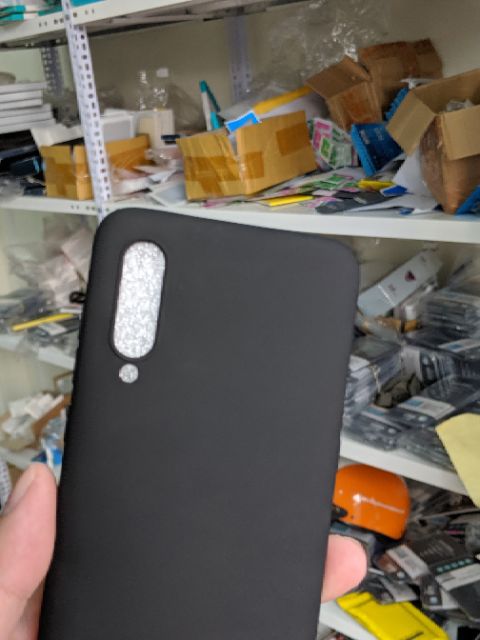 Ốp lưng Xiaomi Mi 9SE FREESHIP Từ 50k lót nỉ chống bám bẩn chống sốc mềm mịn