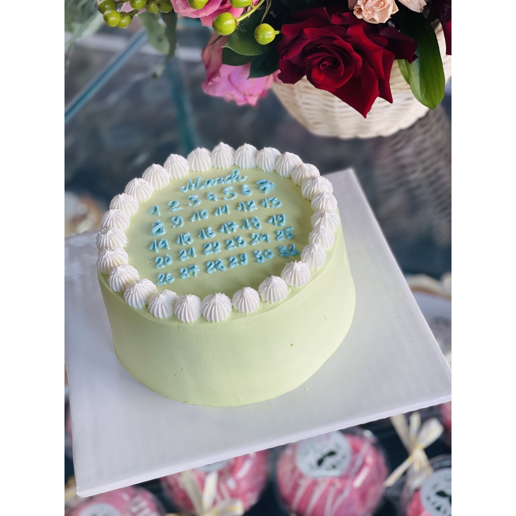 Bánh sinh nhật mini, bánh gato kem hiện đại xinh xắn phong cách ...