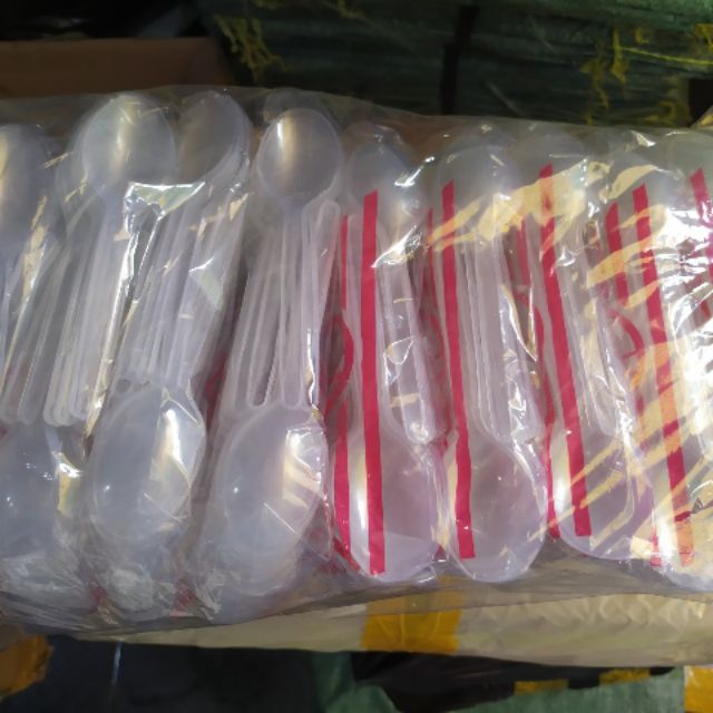 1000 chiếc muỗng - 1 cây muỗng trong 1000 cái