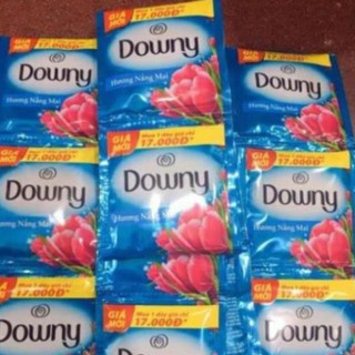 Gói xả vải DOWNY hương nắng mai