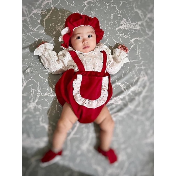 Body Túi Đỏ Đô Yếm Phối Cổ Trắng 𝐍𝐇𝐈́𝐌 𝐗𝐔̀ 𝐊𝐈𝐃𝐒 Cho Bé Gái Sơ Sinh, Đầy Tháng, Thôi Nôi, Sinh Nhật A470