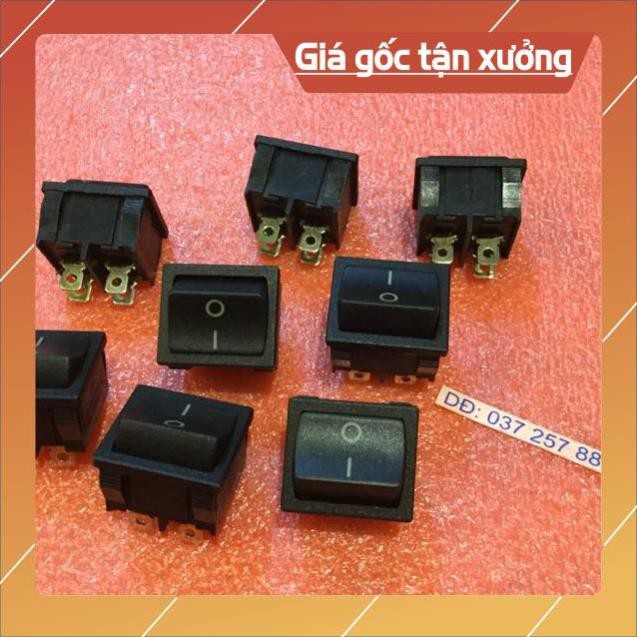 . Công tắc : Amly 4 chân (10 chiếc) ..
