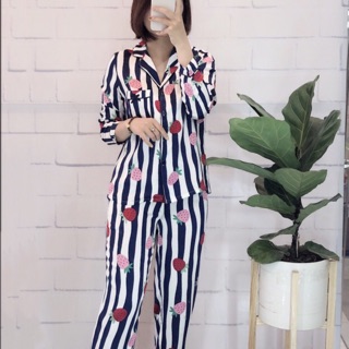 Bộ ngủ lụa