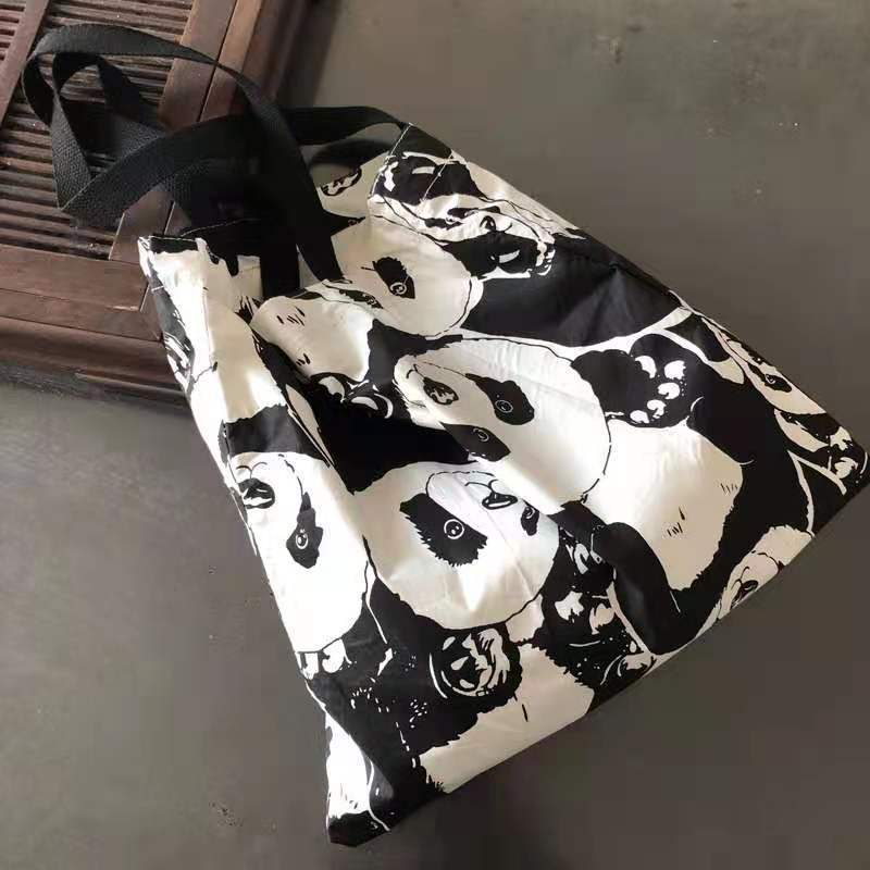 Túi Đeo Vai Vải Canvas Cỡ Lớn In Hình Gấu Trúc Kiểu Harajuku Thời Trang 2021 | BigBuy360 - bigbuy360.vn