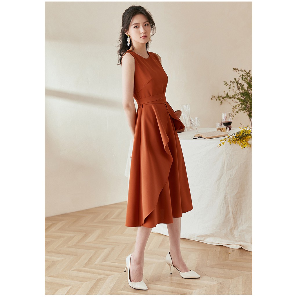 Đầm xòe cổ tròn kiểu dáng xinh màu cam sáng