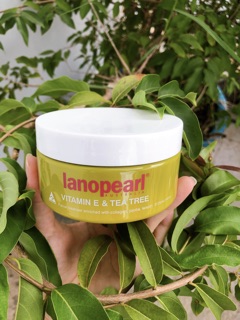 Sữa rửa mặt tinh chất vitamin E và trà xanh Lanopearl 250ml