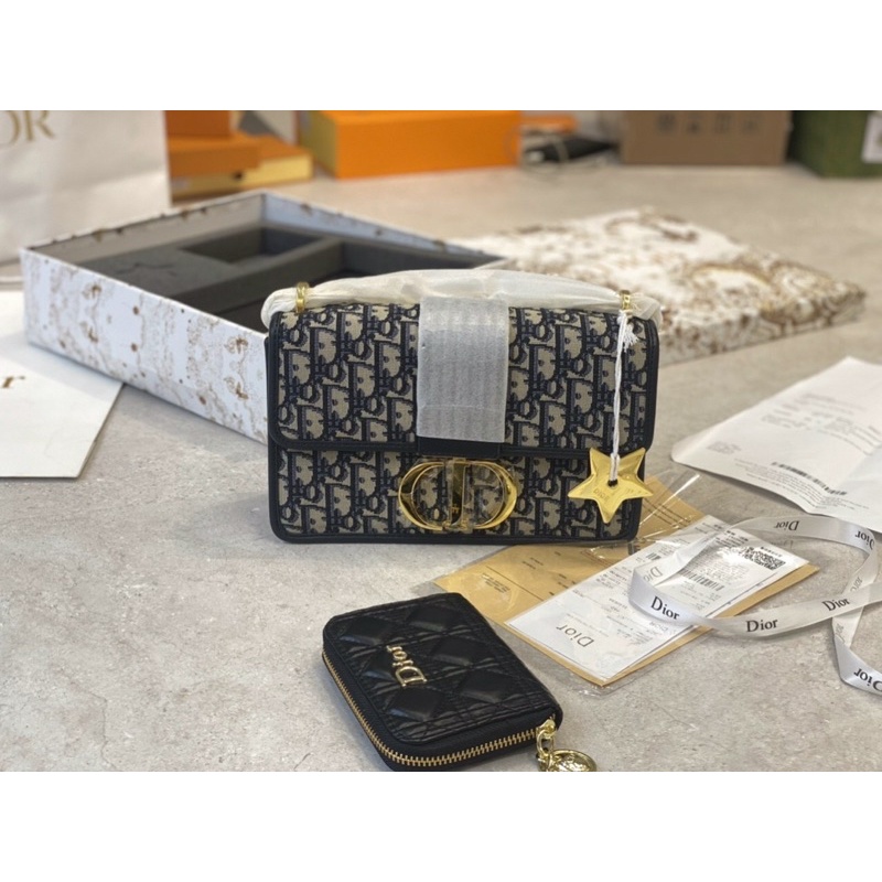 COMBO DIOR 30 MONTAIGE SUPER HÀNG SUPER, DA THẬT NHÉ, KẾT HỢP VỚI VẢI THÊU CD TĂNG CHARM STAR SIZE 24 CM FULLBOX