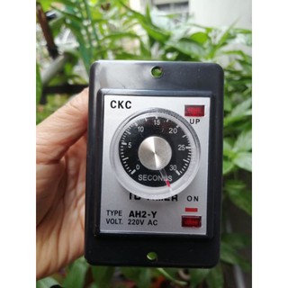 rơ le thời gian ah2-y 30s 220vol( relay timer ah2-2 30s 220vol)