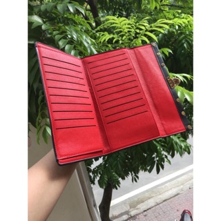 Ví Lv chất da đẹp