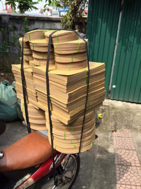 Giấy lót lồng chim Chào mào vuông 17 nan kích thước 35cm, trọng lượng 2kg.