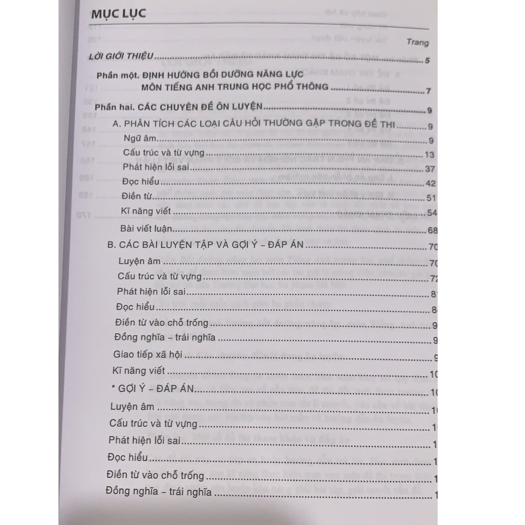 Sách - Bồi dưỡng năng lực môn Tiếng Anh trung học phổ thông theo chủ đề