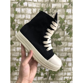 Giày thể thao rick khóa