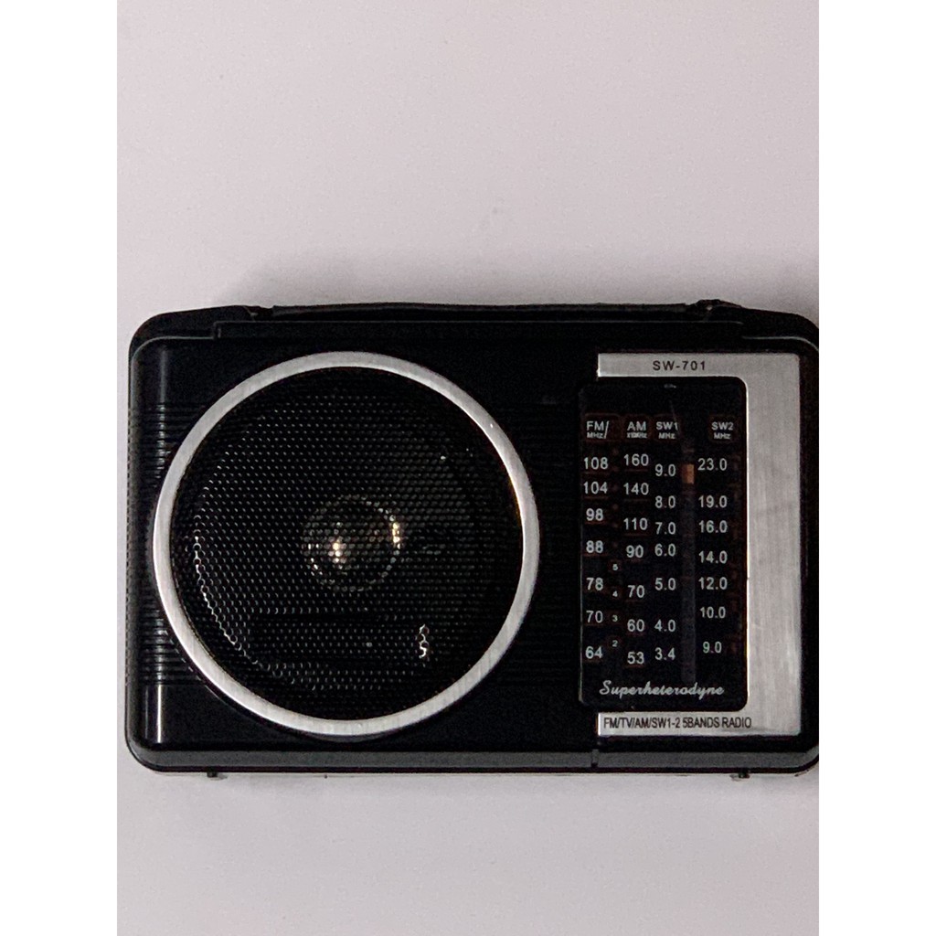 đài SW-701 Hỗ trợ band radio : FM ,TV , SW1 – SW2 Tần số FM: 64 -108MHz Tần số TV: 2 - 5CH Tần số AM: 530 - 1600KHz Tần