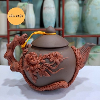 Ấm chén gốm tử sa đắp nổi khay lá