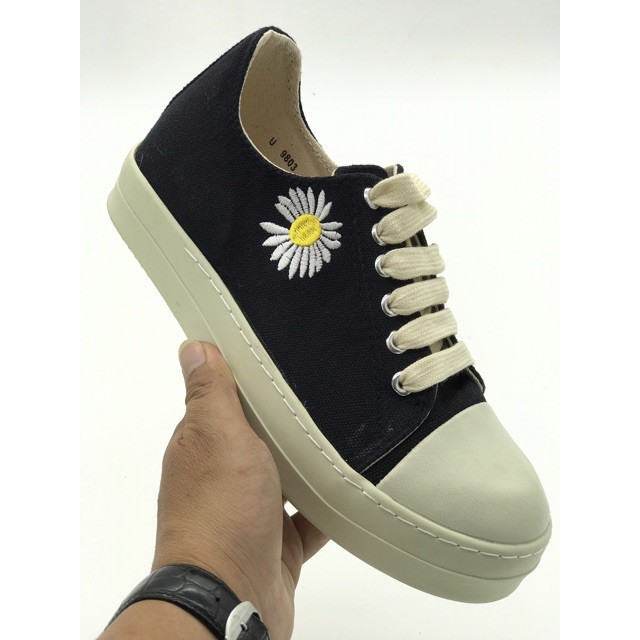 Giày Rick Owen Hoa Cúc Thanh lý giá xưởng | BigBuy360 - bigbuy360.vn