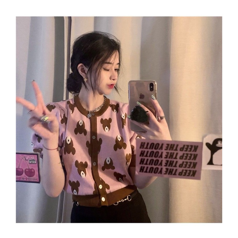 Áo sweater tay phồng ngắn họa tiết gấu cổ điển dễ thương thời trang mùa hè hàng mới 2021 cho bạn nữ