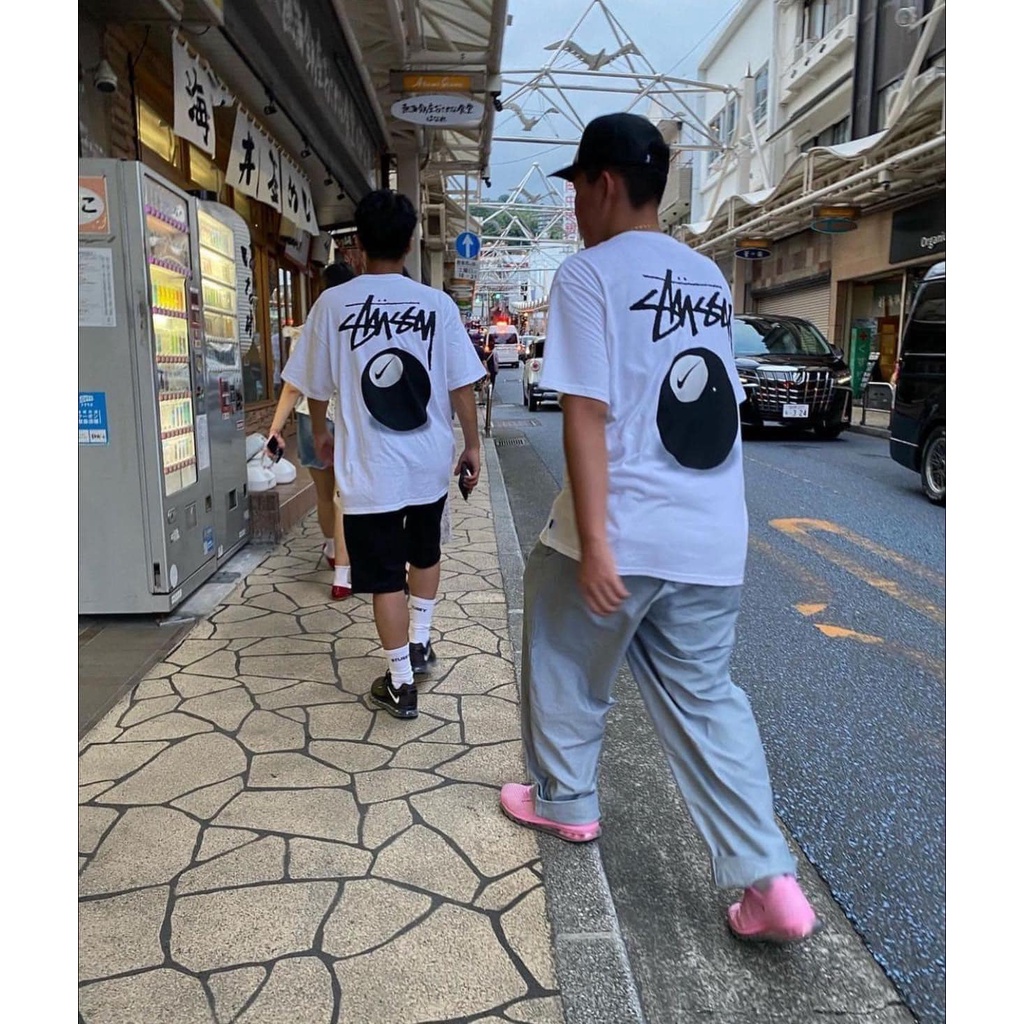 Áo thun N.i.k e x Stussy