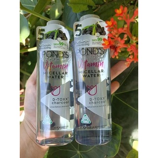 Nước tẩy trang pond vitamin và than hoạt tính sạch sâu 100ml