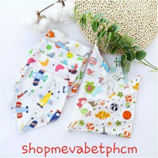 Yếm xô cúc bấm cho bé