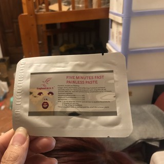 miếng dán môi England Ekiay hàng chuẩn loại 1