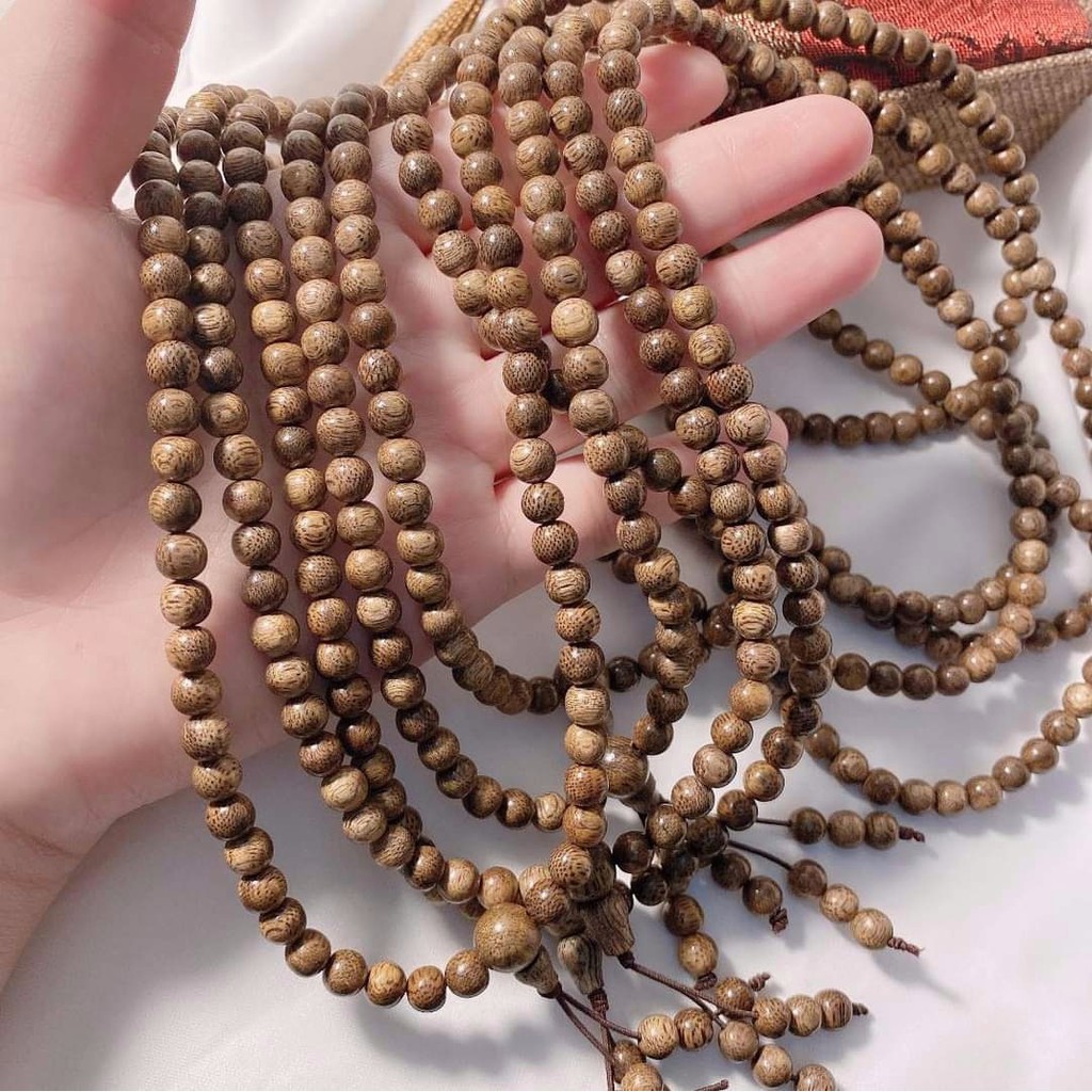Vòng trầm thơm DaLiA Jewelry cho cả làm và nữ