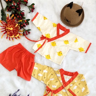 Set Yukata gà vàng kèm nón dứa vàng