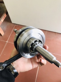 CL TAY DÊN 110 FUTURE MÁ BÚA LỚN