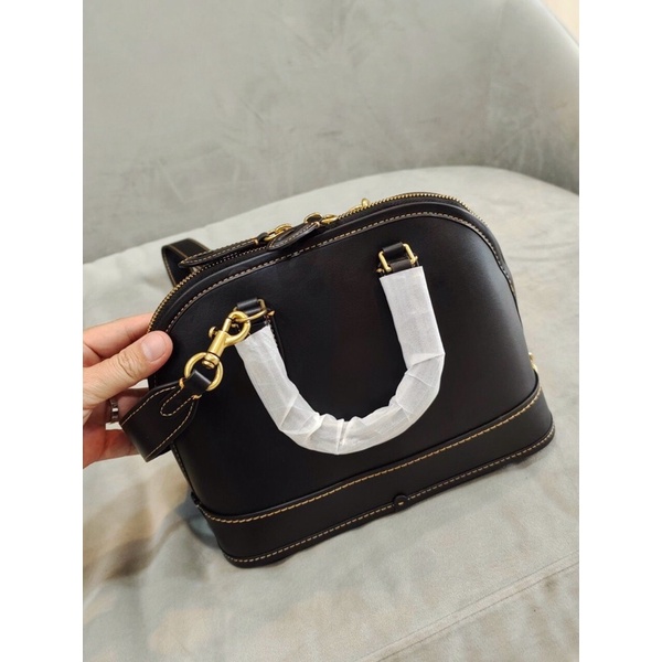 Túi Coach hến siêu phẩm