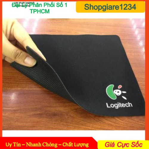 Miếng lót chuột Logitech giá siêu rẻ (22 x 18cm) | BigBuy360 - bigbuy360.vn