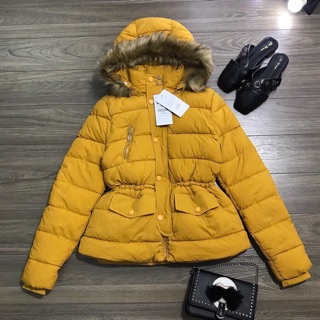 Áo phao Zara khoá ngực