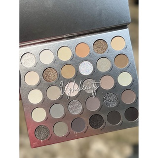 Bảng mắt Kara Goddess Nem 30 ô