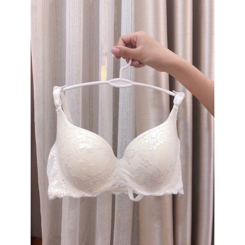 Áo Ngực Ren Lovely Mút Ép Mỏng Gọng Nhựa Đúc Bên Trong