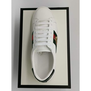 giày Gucci thêu ong
