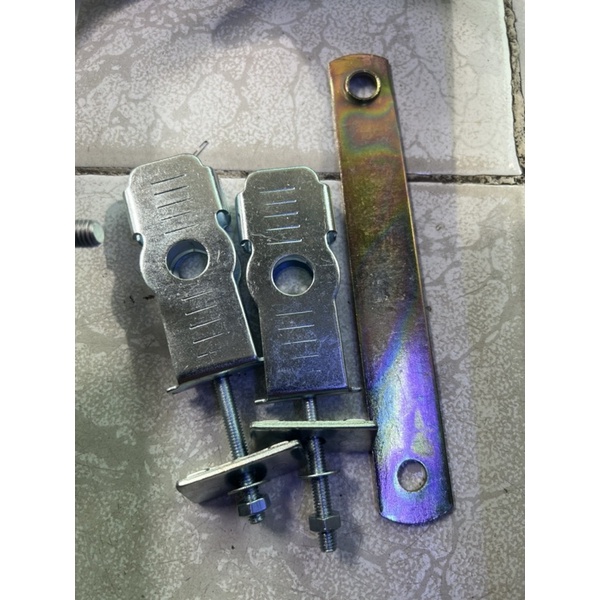 Gấp Yamaha Gắn Sirius / Jupiter Màu Bạc Kèm Bát Tăng Sên Bát Giữ Má Đùm