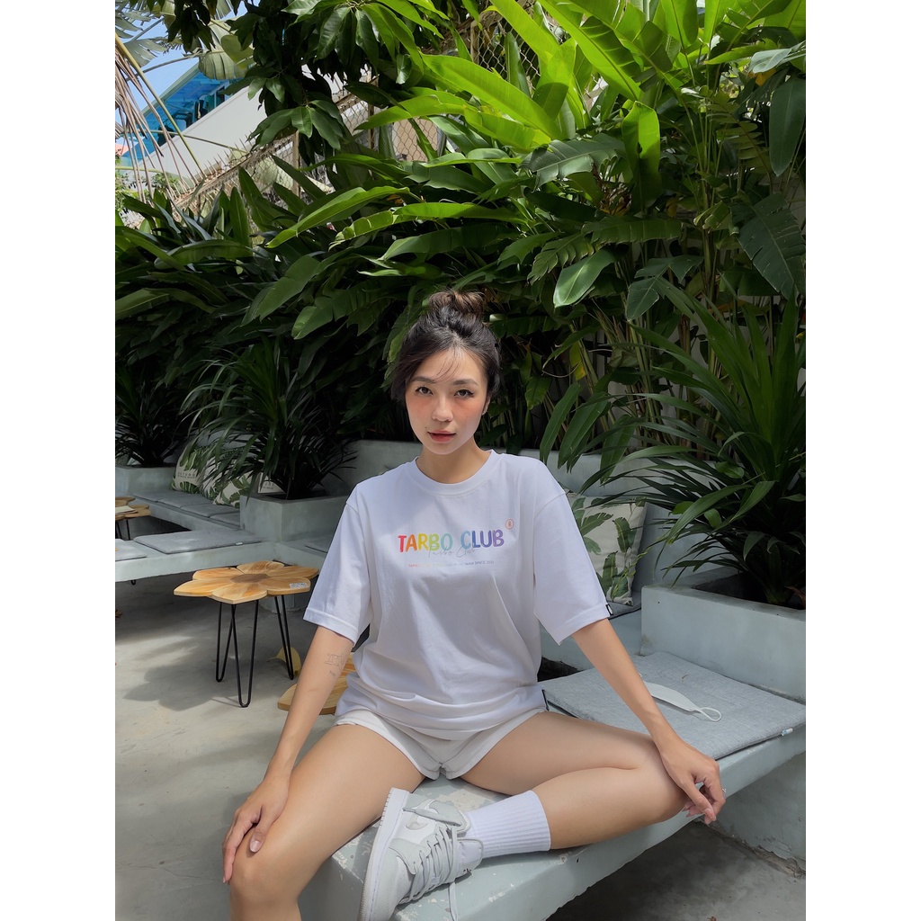 TARBO TEE BASIC V-1 ÁO THUN TAY NGẮN NAM NỮ Outfit Cotton 4 Chều