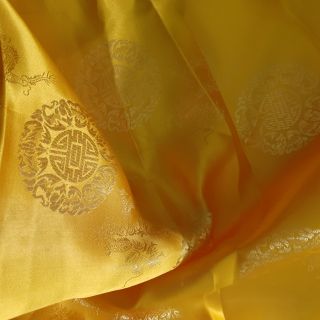 Vải gấm cứng
