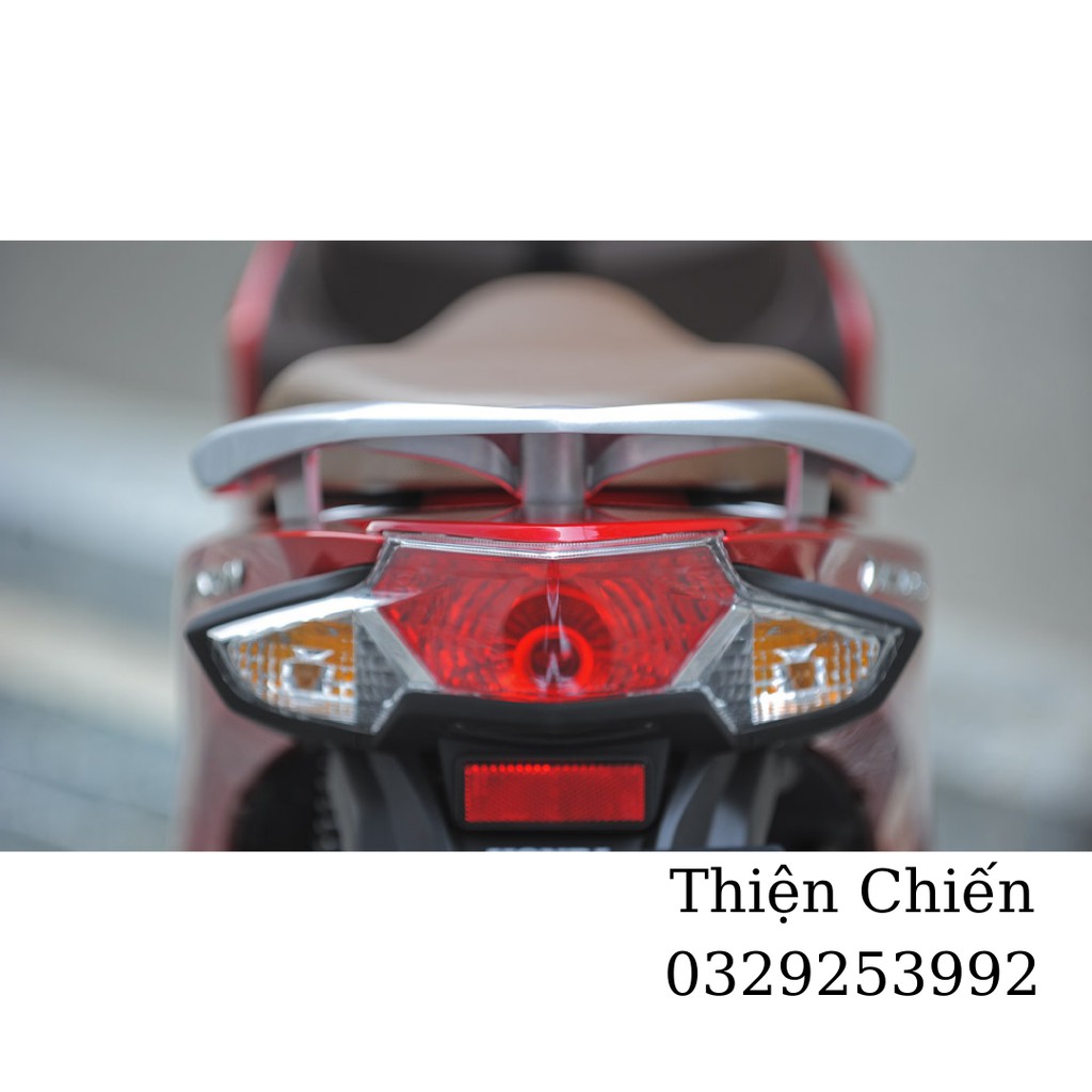 Tấm phản quảng đuôi xe Vision Sh Mode hàng chính hãng Honda