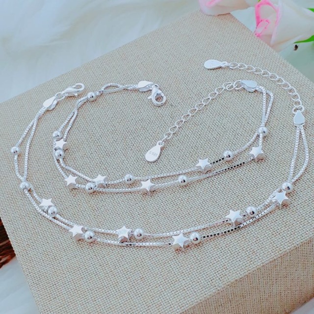 Lắc chân và lắv tay ngôi sao sáng đẹp bạc ta