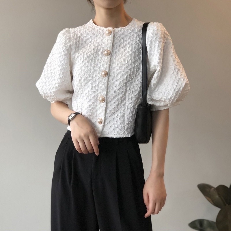 Áo croptop nữ hàng VNXK, thiết kế tay phồng cao cấp, cổ tròn, chất liệu thoáng mát, dễ phối đồ A01