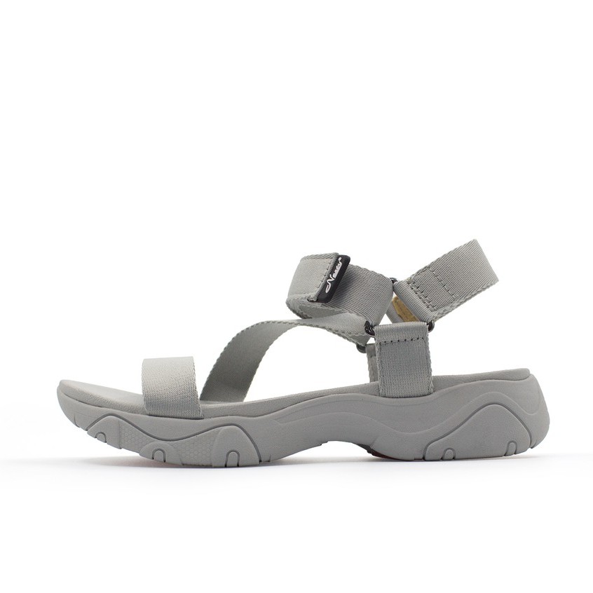GIÀY SANDAL NỮ ĐI HỌC MÀU XÁM NHẠT THỜI TRANG CHÍNH HÃNG NESTY- SA502F