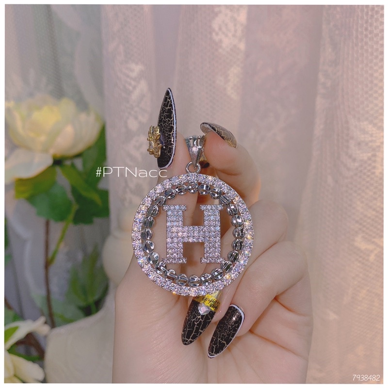 ᴾᵀᴺᵃᶜᶜ Mặt dây chuyền bạch kim chữ H đính soàn tấm